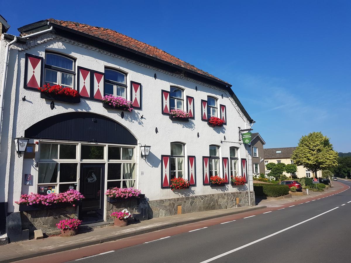 B&B Hotel Gasthoeve Het Valkennest Oud-Valkenburg Esterno foto