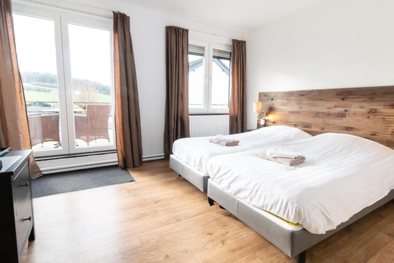 B&B Hotel Gasthoeve Het Valkennest Oud-Valkenburg Esterno foto