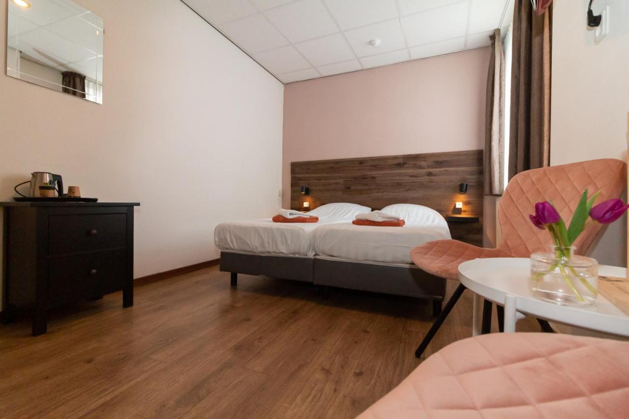 B&B Hotel Gasthoeve Het Valkennest Oud-Valkenburg Esterno foto